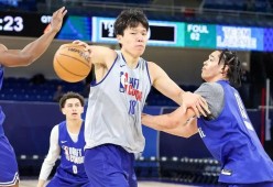 开云电竞官方网站 -CBA季后赛集结日再迎强敌，波特兰开拓者复出首秀，主帅态度：底气十足，球探报告显示潜力的简单介绍